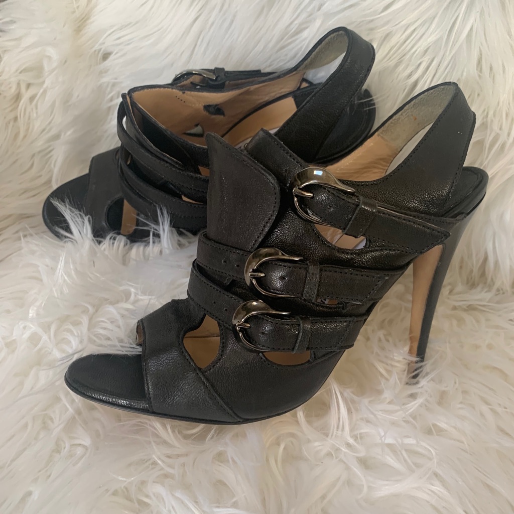 Manolo Blahnik Sandals 38 Size 7 Us